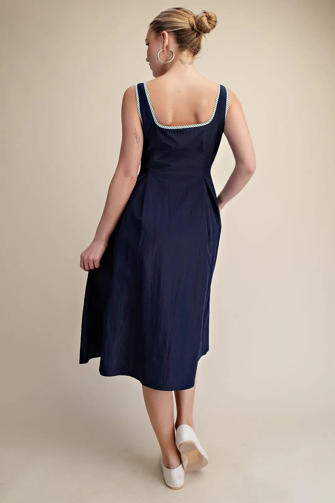 Square Neck Sleeveless Waist Midi Dress