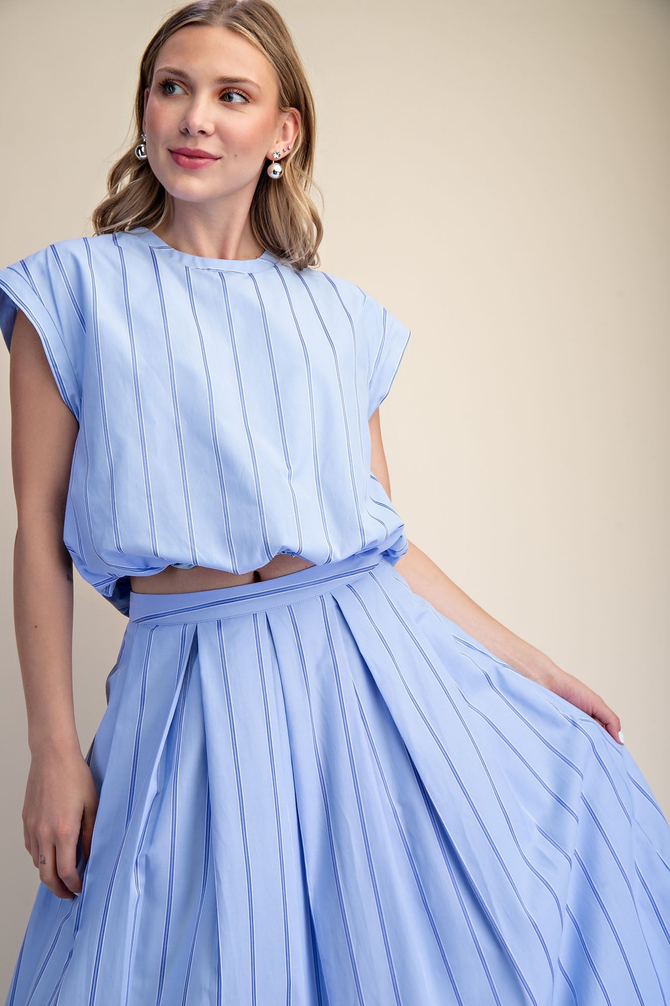 Pleated Flare Strip Midi Skirt
