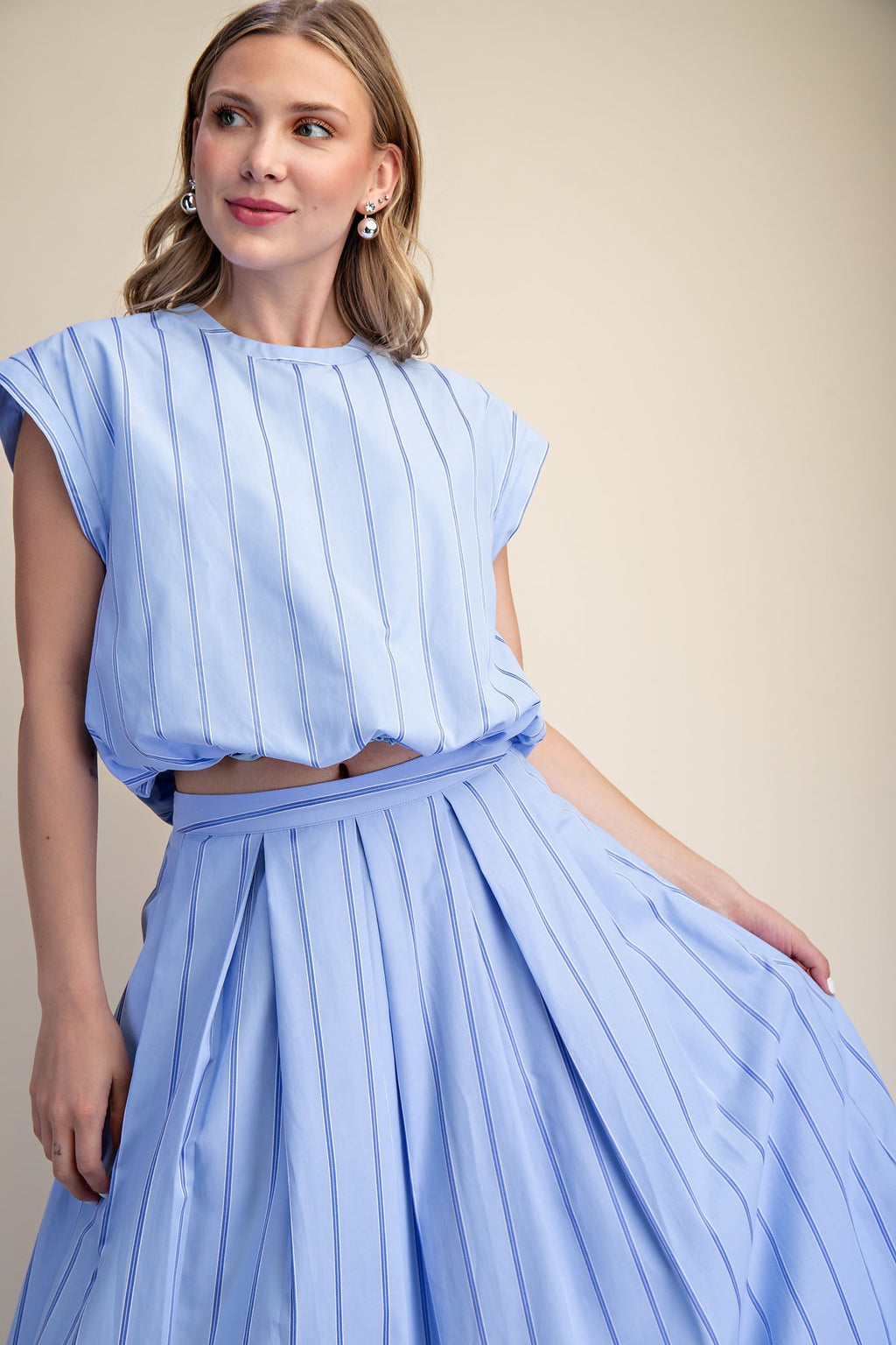 Round Neck  Bubble Hem Stripe Crop Top