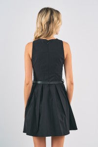 Deep V Neck Sleeveless Dress