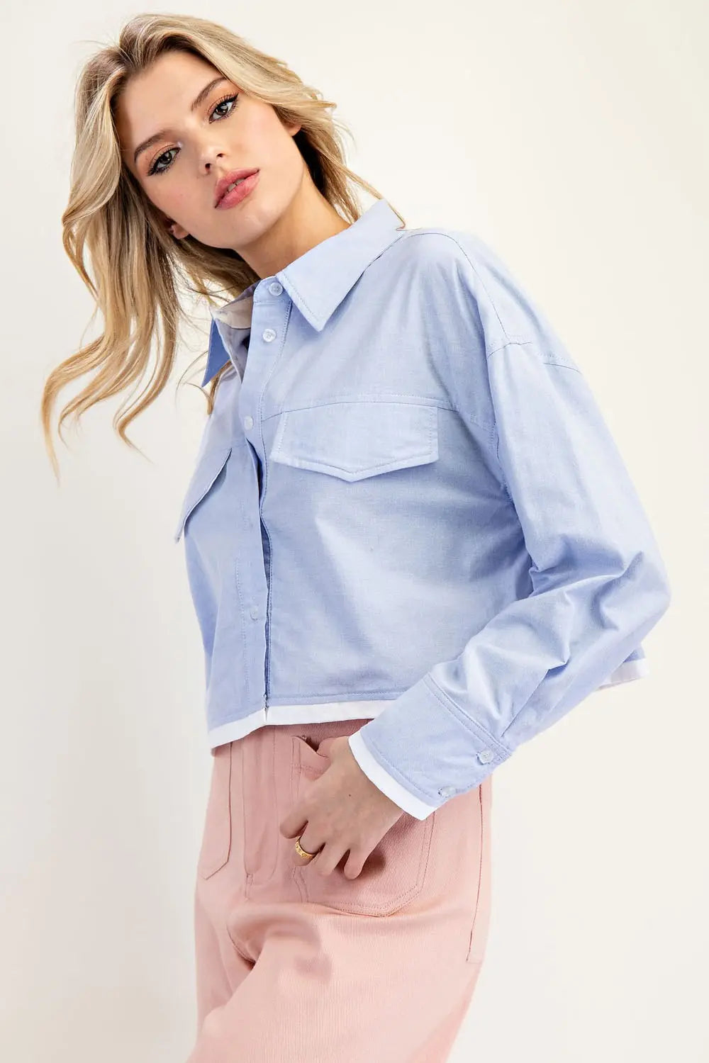 Cropped Button Down Shirt with a Collared Neckline Blue
