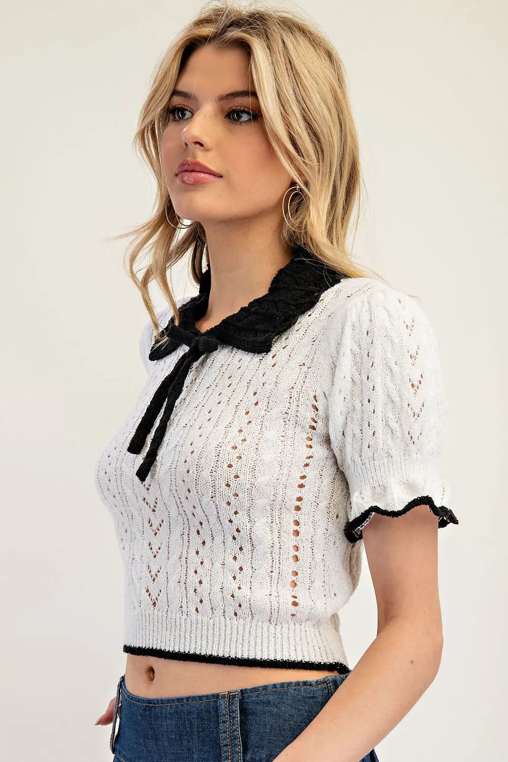 Short Sleeve Knit Top with Contrast Trim