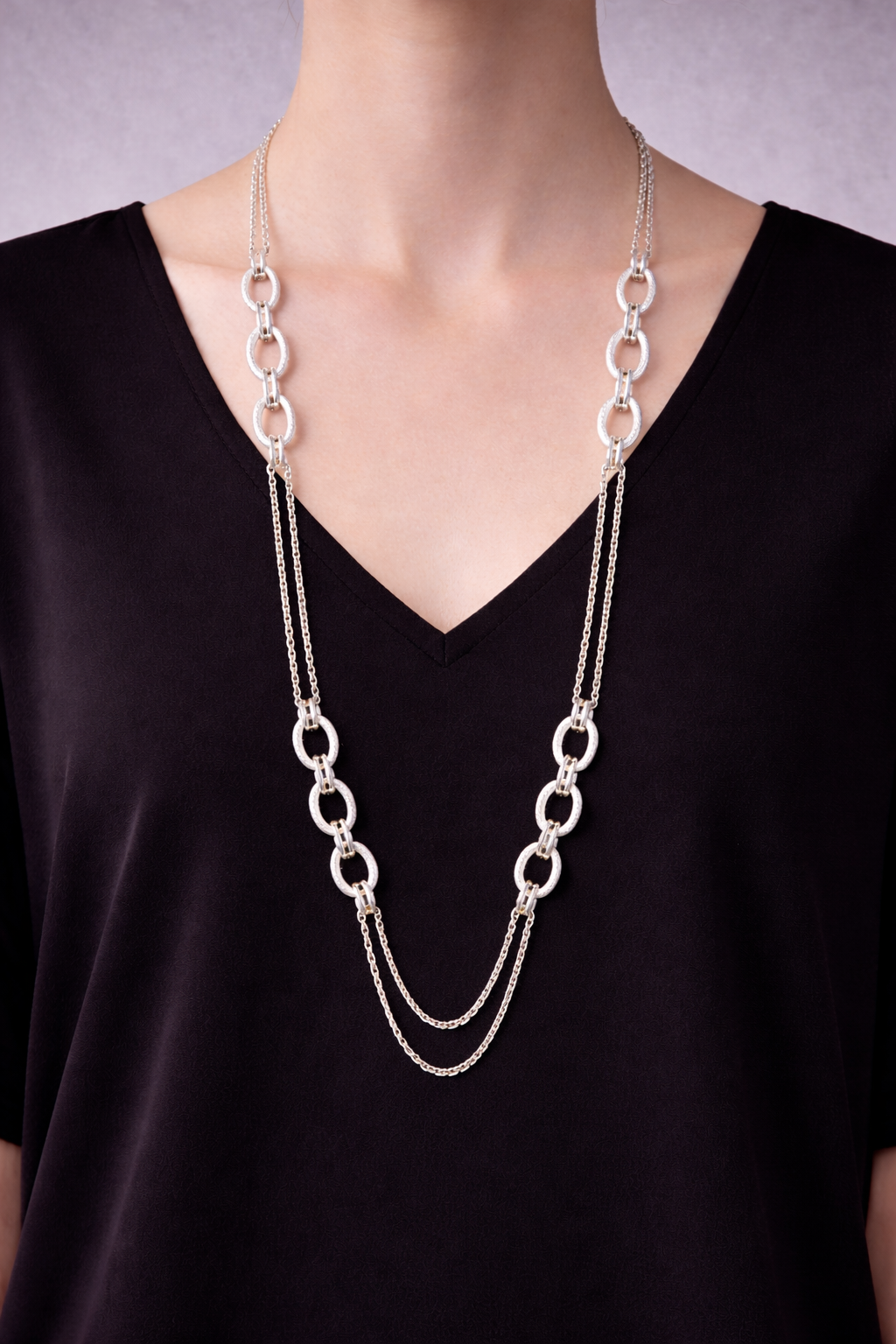 Three hoops \ one tone long necklace