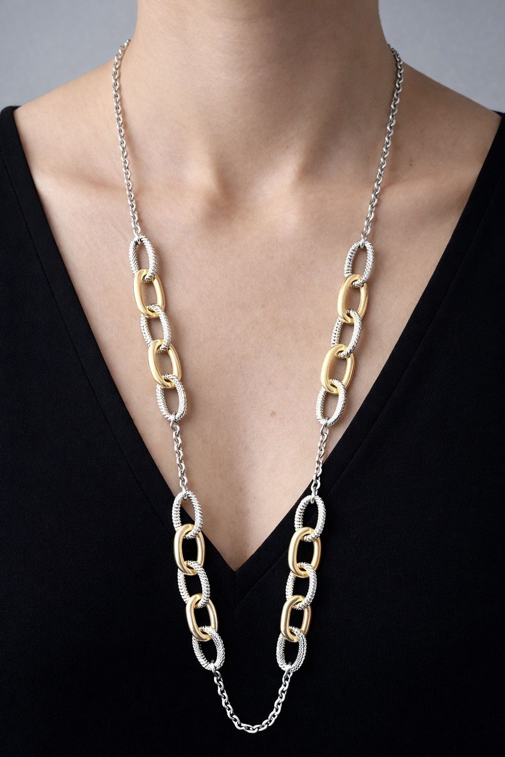 Five hoops \ two tones long necklace