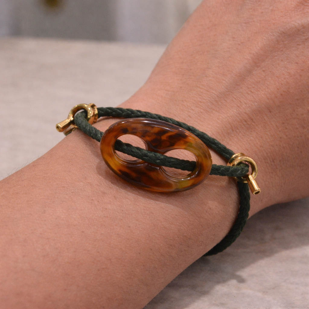 Contemporary's bracelet