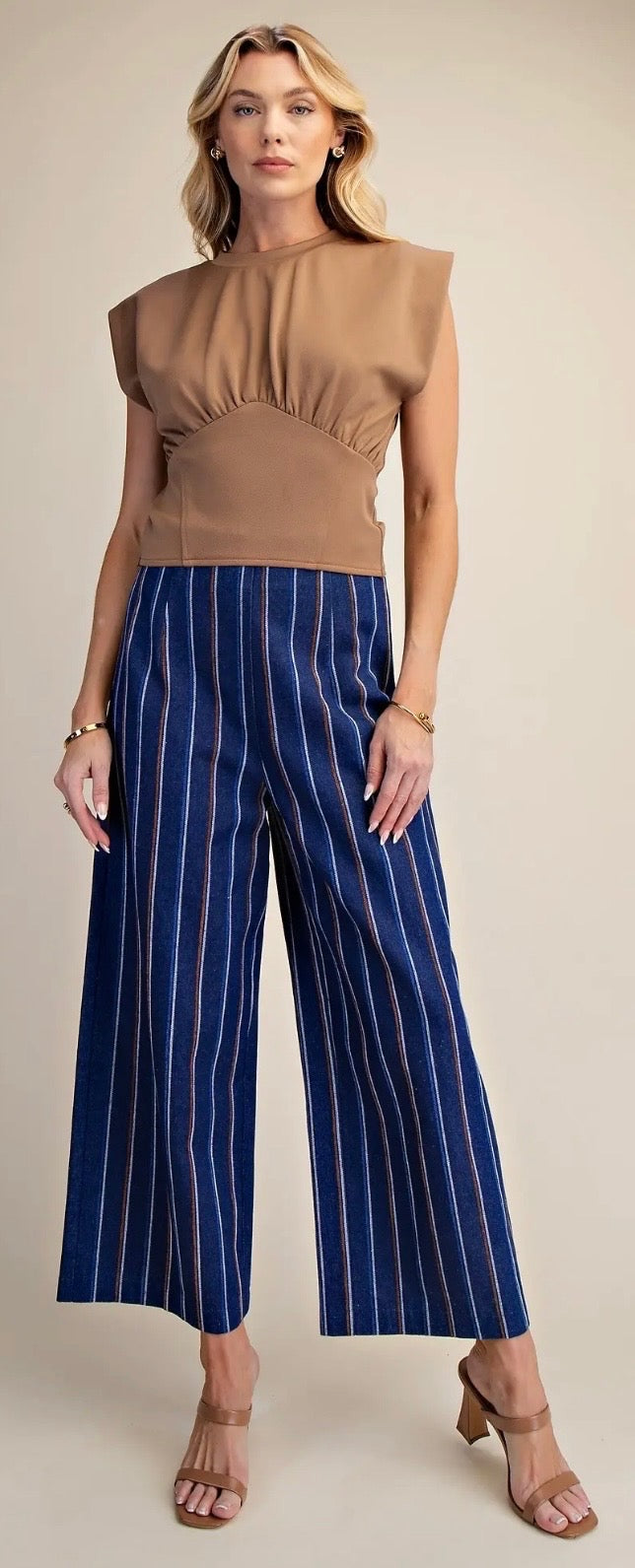 Round Neckline Corset Style Top