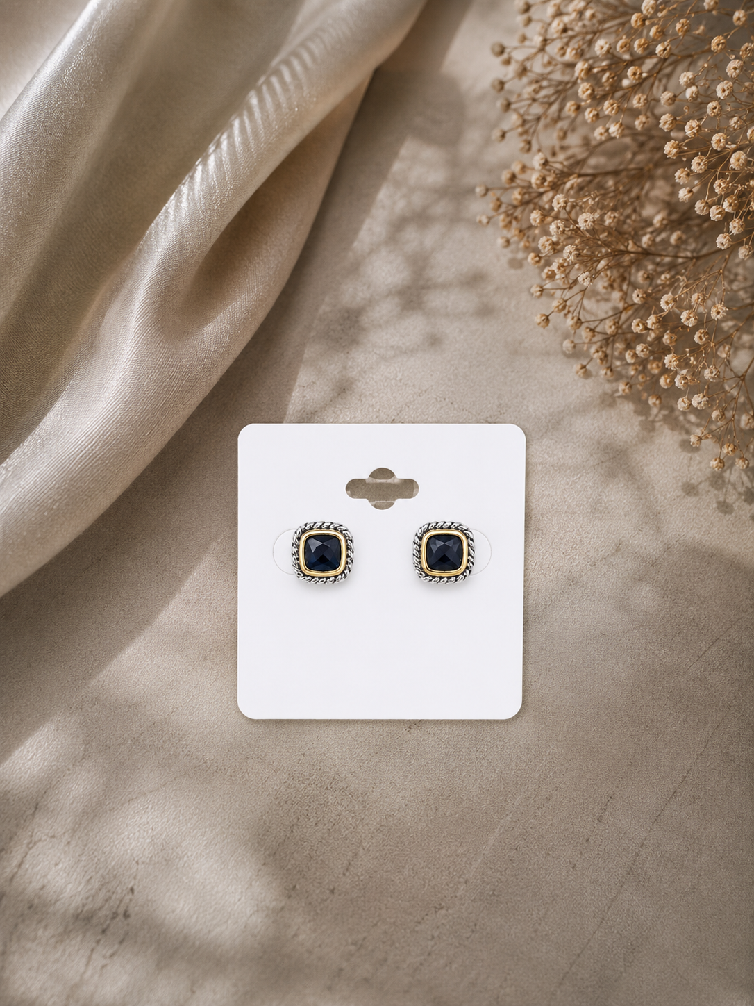 Square Stud Earrings with a Black Stone